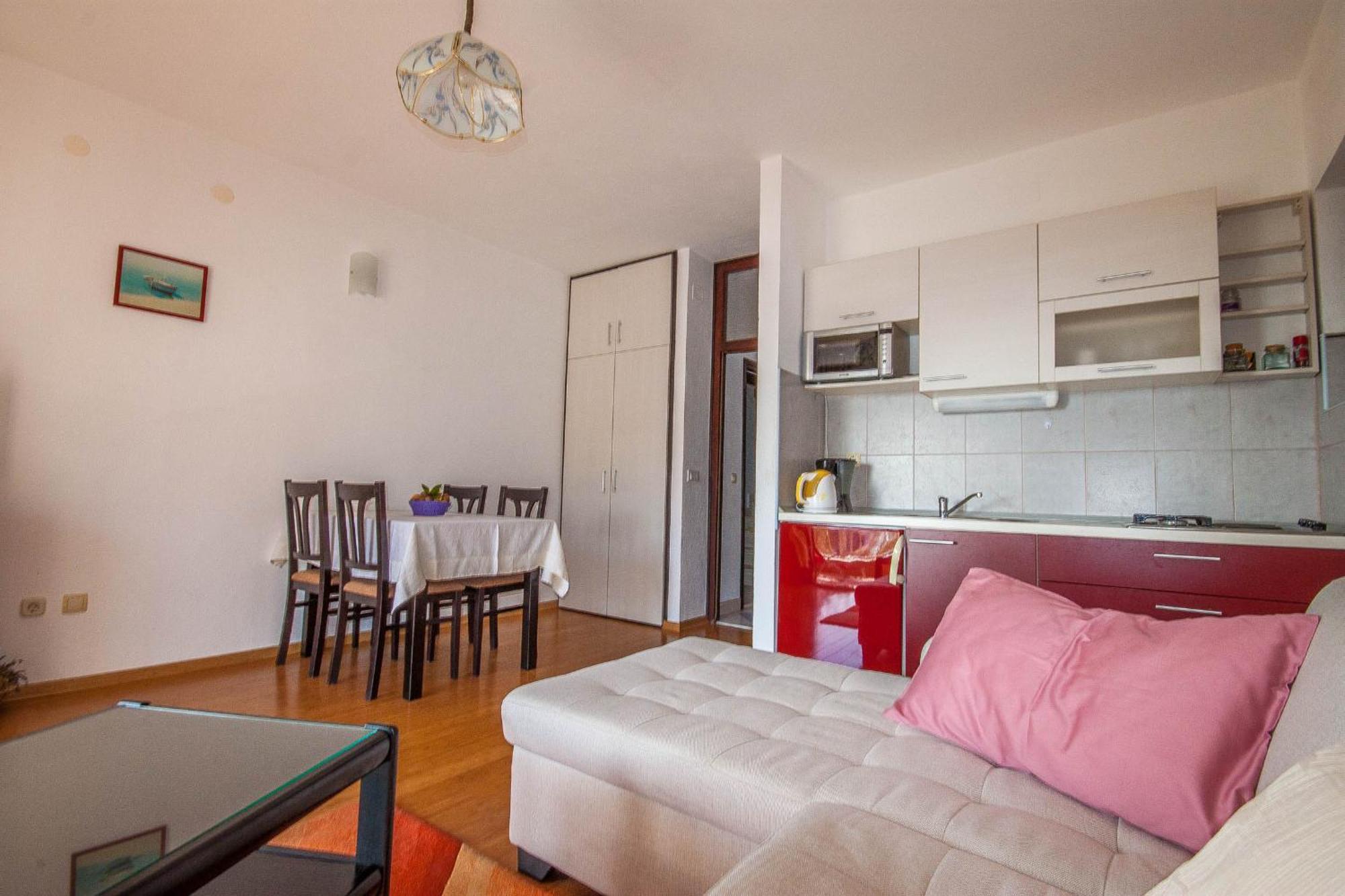 Apartments Rosanda ปาโกชตาเน ภายนอก รูปภาพ