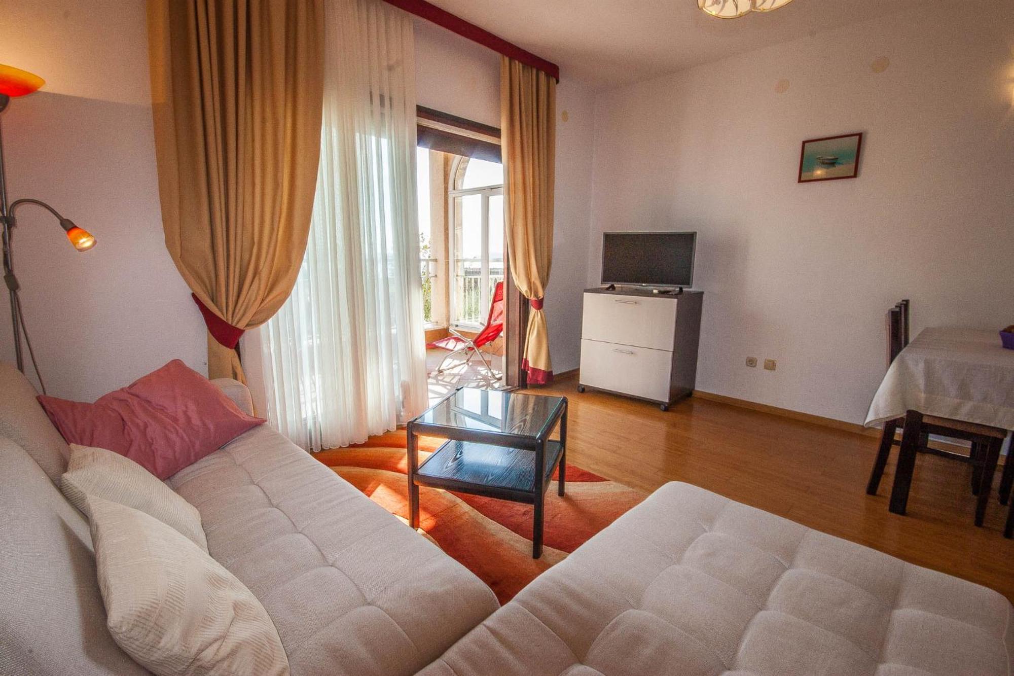 Apartments Rosanda ปาโกชตาเน ภายนอก รูปภาพ